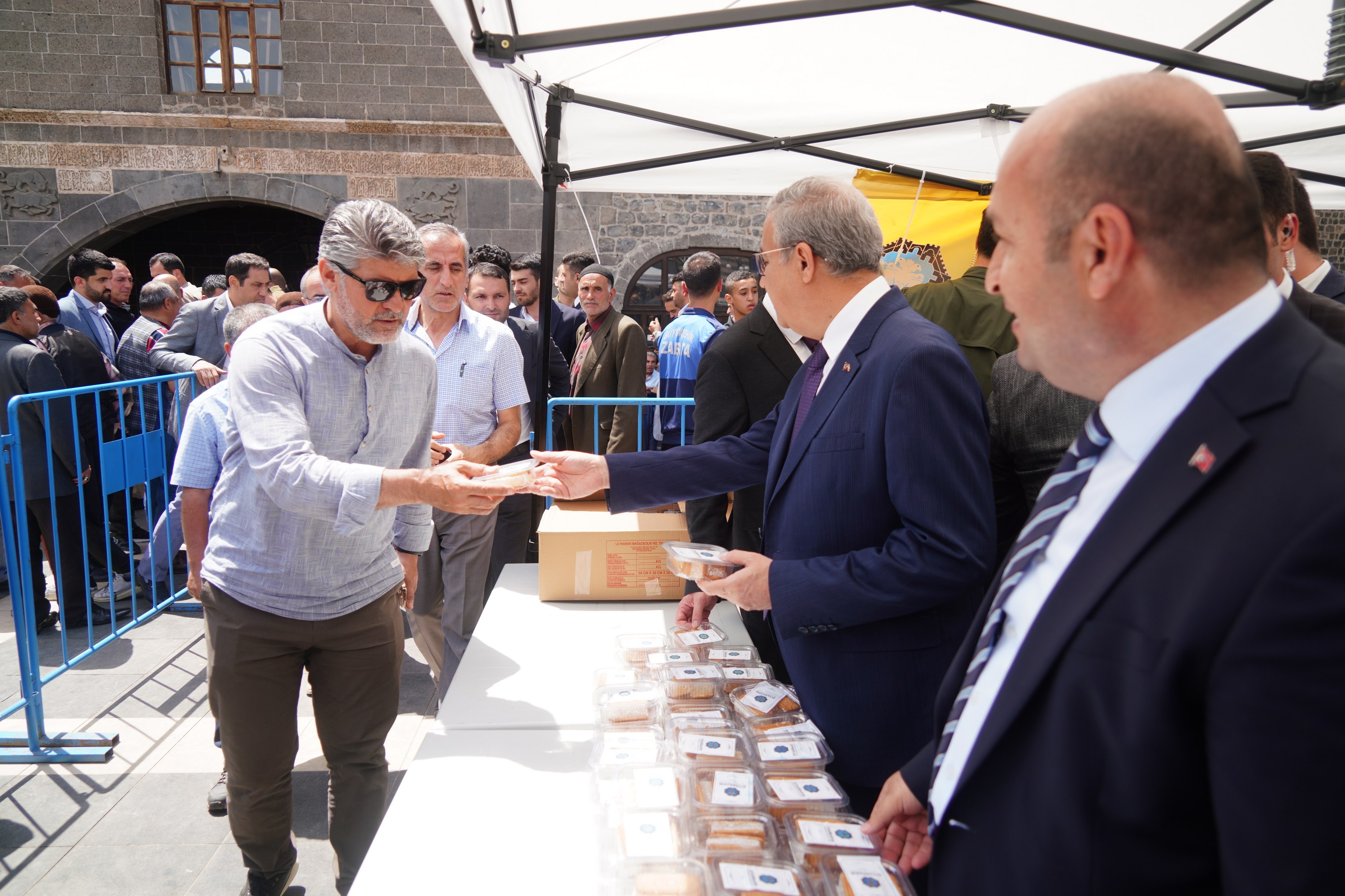 Diyarbakır’da Fetih şehitleri için mevlit okutuldu 10