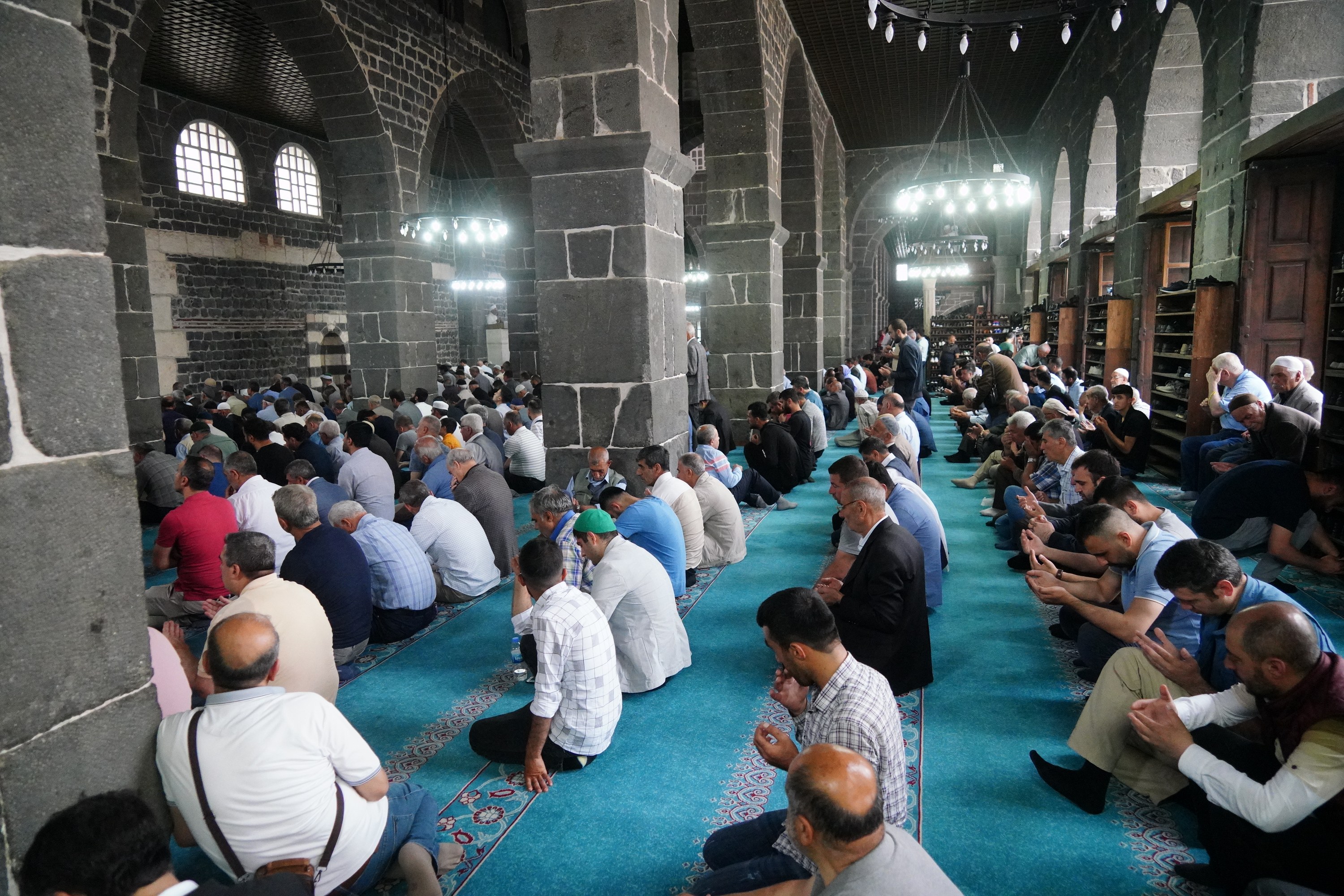 Diyarbakır’da Fetih şehitleri için mevlit okutuldu 8