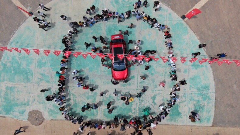 Türkiye’nin yerli otomobili Togg, Diyarbakır’da