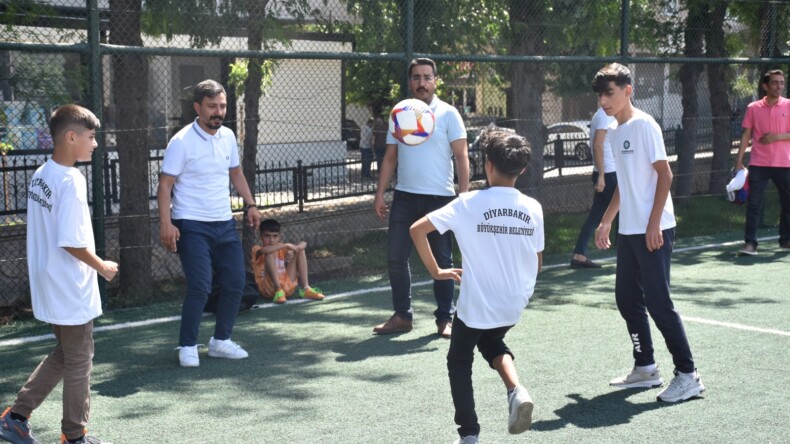 Sokakta keşfedilen yetenek spor kulübüne kazandırıldı