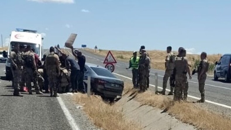 Silvan’da Trafik Kazası: 3 Yaralı