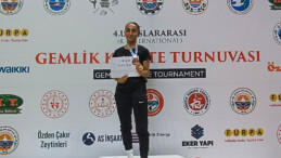 Nazlı Bozkurt, bronz madalyayla döndü