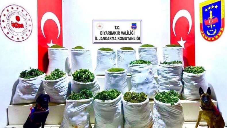 Diyarbakır’da 285 Kilo Esrar Yakalandı