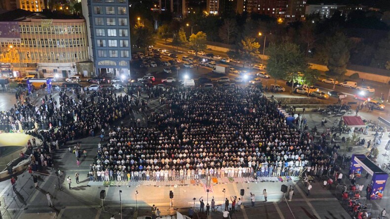 HÜDAPAR: ‘Bir Yerde Yas Varsa Orada Eğlence, Festival Olmaz, Yas Tutulur!