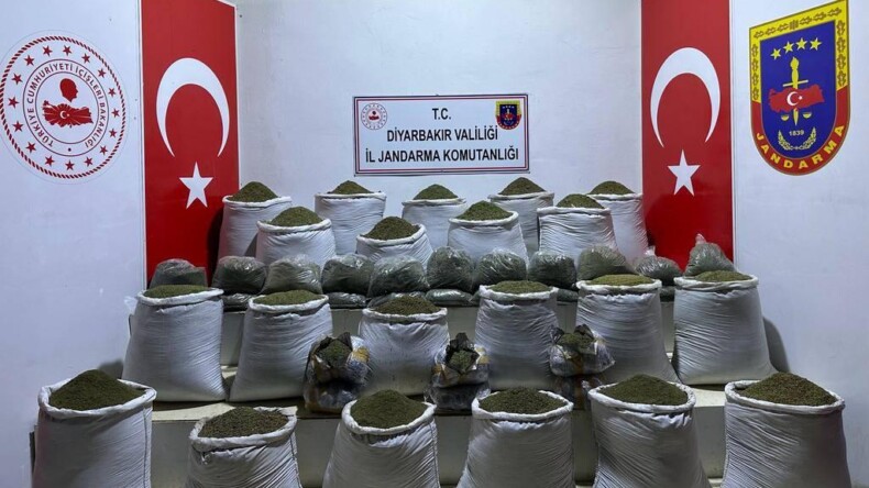 Diyarbakır’da 1 Ton 23 Kilo Esrar Yakalandı