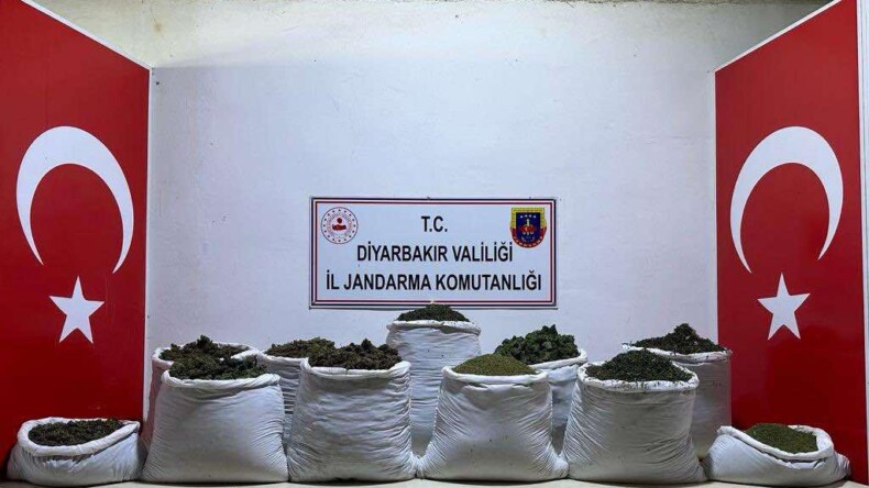 Diyarbakır’da 135 Kilo Esrar Ele Geçirildi