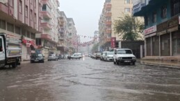 Diyarbakır’da Yağmur ve Fırtına Etkili Oldu