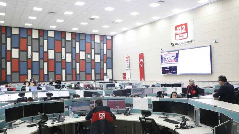 Diyarbakır’da Bir Yılda 2 Milyon 300 Bin Acil Çağrı Karşılandı