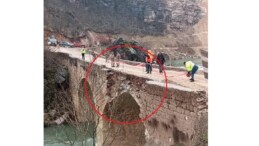 Viyadük Yapımında Dinamit Kullanıldı; Tarihi Köprü Zarar Gördü