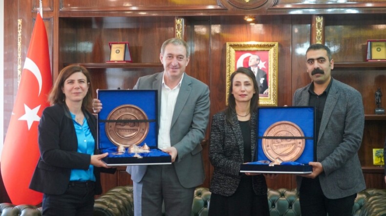 DEM Parti Eşgenel Başkanlarından DBB’ye Ziyaret