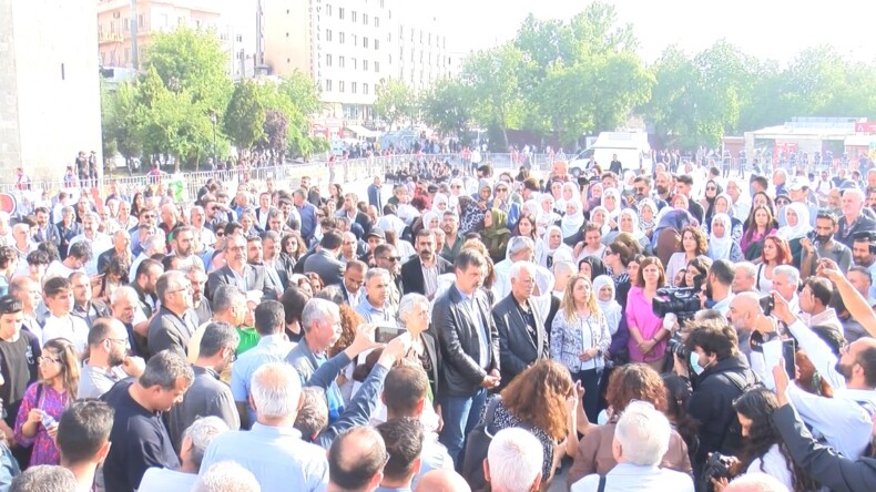 DEM Parti, Diyarbakır’da Halk Buluşması Gerçekleştirdi