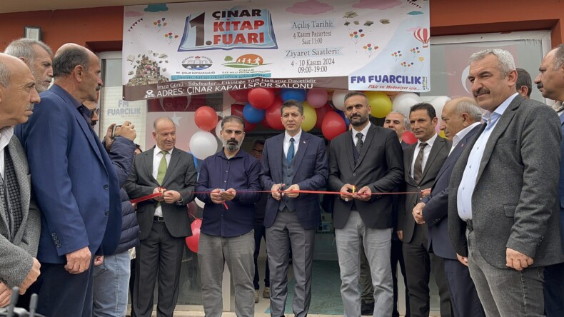 Diyarbakır’da 1’inci Çınar Kitap Fuarı Açıldı
