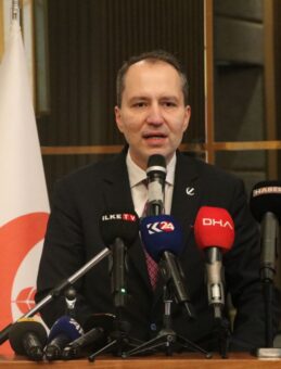 Erbakan: “Öcalan ‘Silah Bırakın’ Çağrısı Yapacaksa, İmralı’dan Yapması Uygun Olacaktır”