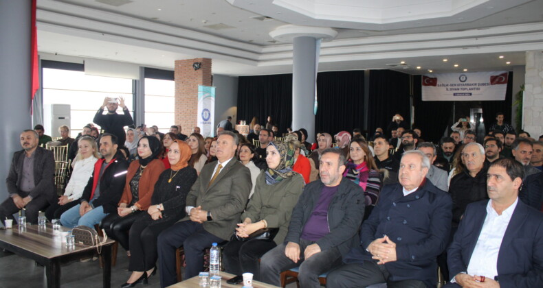 Sağlık-Sen Diyarbakır Şubesi, İl Divan Toplantısını Gerçekleştirdi