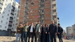 Yıkım Sırasında Zarar Gören Binaya Tahliye Kararı Verildi; Ancak Bina Sakinleri Taşınamıyor