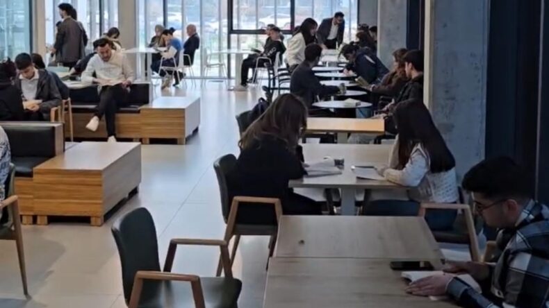 Diyarbakır’da ‘Üreten Kütüphaneler’ Temasıyla 61’nci Kütüphaneler Haftası Kutlandı