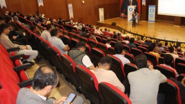 Diyarbakır’da ‘Çocuk Eğitiminde Ailenin Rolü’ başlıklı seminer düzenlendi