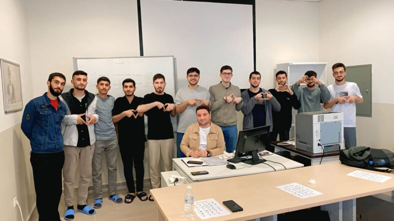 KYK Yurdu’nda Kalan Öğrenciler İçin İşaret Dili Kursu Açıldı