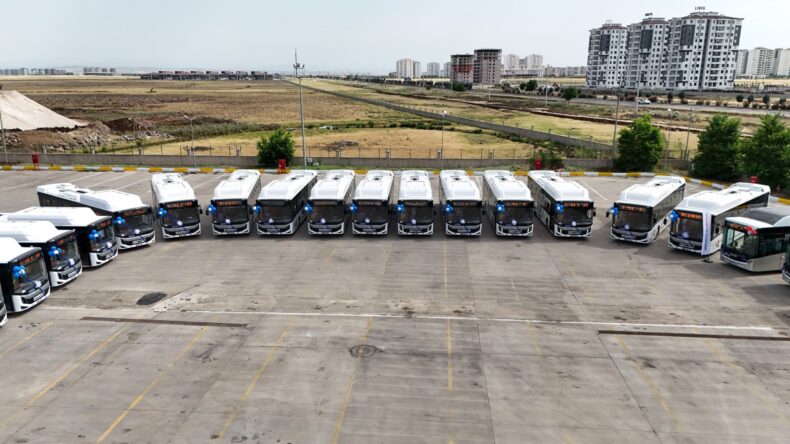 Diyarbakır’da 49 Yeni Otobüs Hizmete Başladı