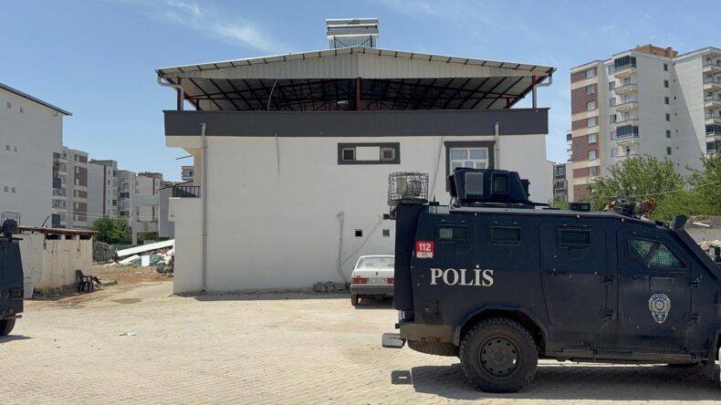 Babalar Günü’nde Babasının Kafasına Çekiçle Vurarak Ağır Yaraladı