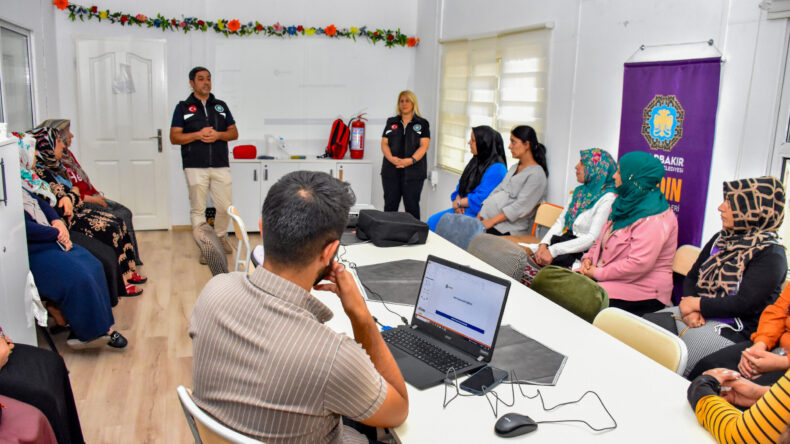 Diyarbakır’da Kadınlara afetlere karşı farkındalık eğitimi verildi