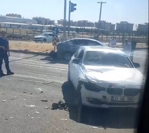 Diyarbakır’da otomobiller çarpıştı: 4 yaralı