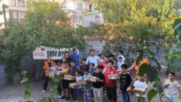 ANDA Diyarbakır’dan Öğrencilere Destek: 100 Çocuğa Ayakkabı Dağıtıldı