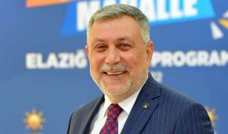 AK Parti Elazığ’da İstifa Depremi