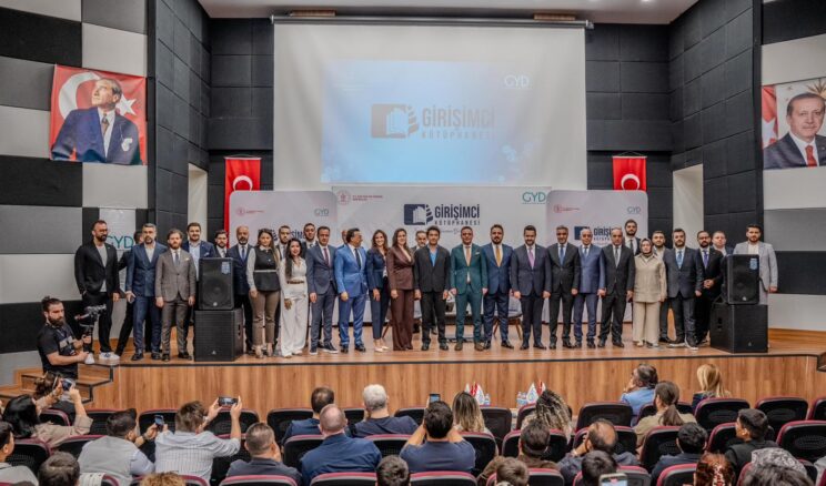 Diyarbakır’da 2 Gün Süren “Girişimci Kütüphanesi” Buluşması Düzenlendi