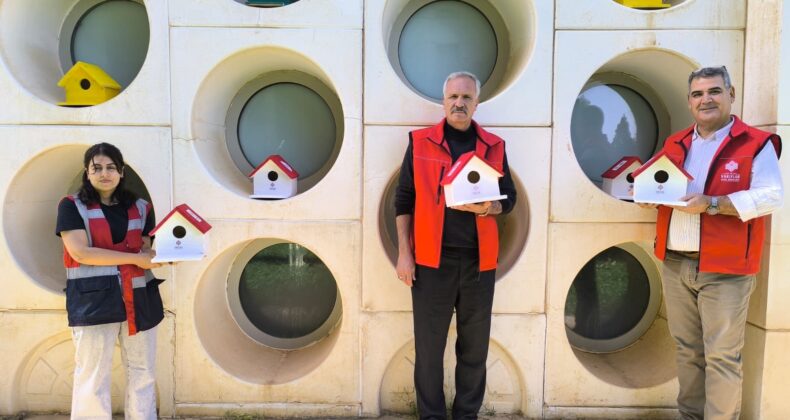 Vakıflar Bölge Müdürlüğü’nden Hayvanları Koruma Günü’nde Anlamlı Etkinlik