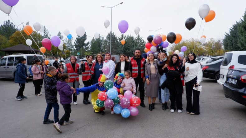 Dicle Üniversitesi’nde Hasta Çocuklara Moral Etkinliği