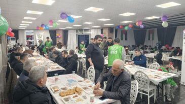Bağlar İHH Temsilciliği İlk İftar Programını Düzenledi