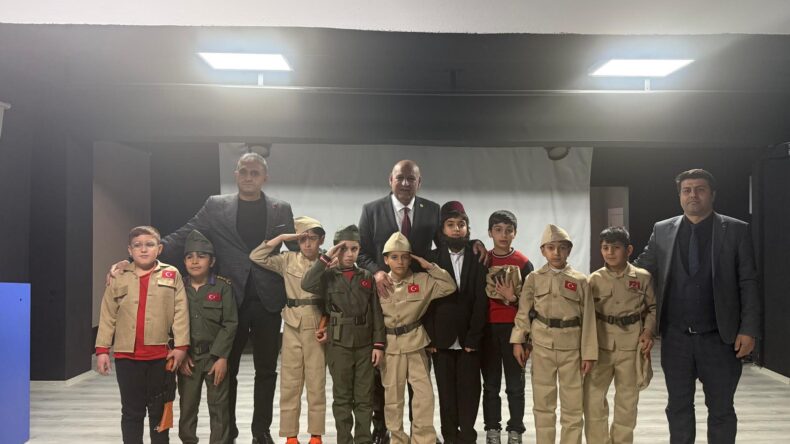 İlkokul Öğrencilerinin Asker Elbisesi İsteğini MHP’li Başkan Arslan Karşıladı