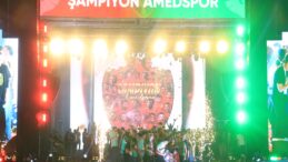 Süper Lig’e Yükselen Amedspor, Şampiyonluk Kupasını Aldı