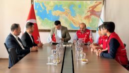 Sur’da Kızılay İle SYDV Arasında İhtiyaç Sahipleri İçin ‘Sıcak Yemek’ Protokolü