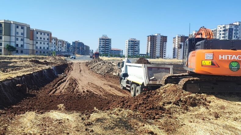 Kayapınar Belediyesi Yeni İmar Yolları Açıyor