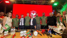 Amedspor’da 5 Futbolcu İçin İmza Töreni