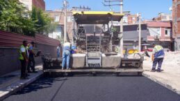 Bağlar’da 5 Cadde Sıcak Asfaltla Yenileniyor