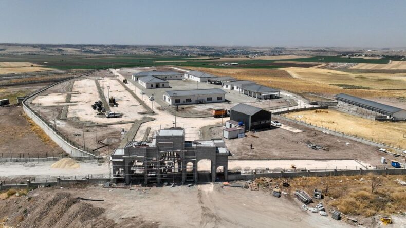 Diyarbakır’ın 588 Dönümlük Yeni Mezarlık Alanı Tamamlanıyor